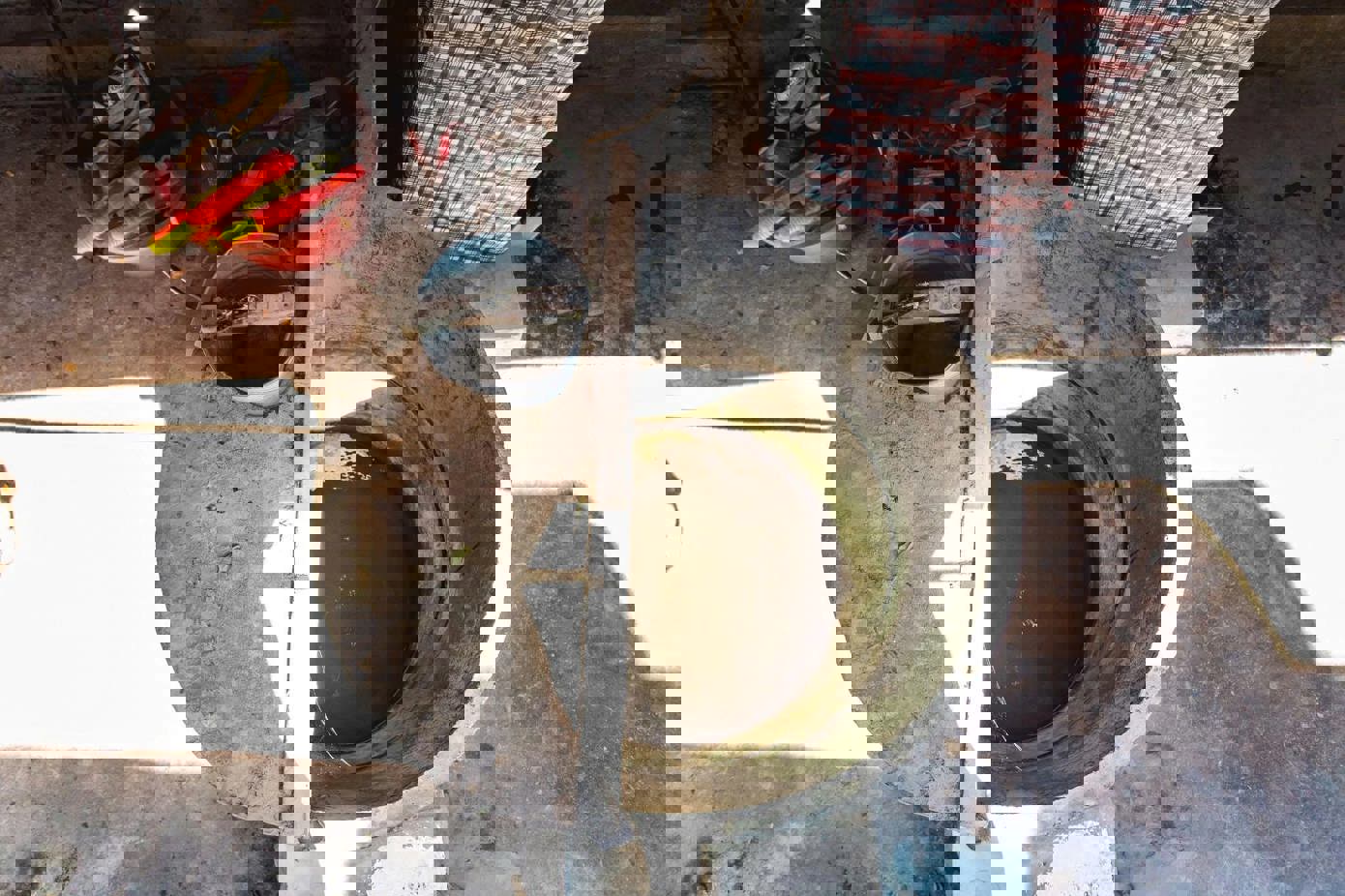 Người dân xã Diễn Yên phải sử dụng nguồn nước giếng khoan chưa qua xử lý, không đảm bảo an toàn.